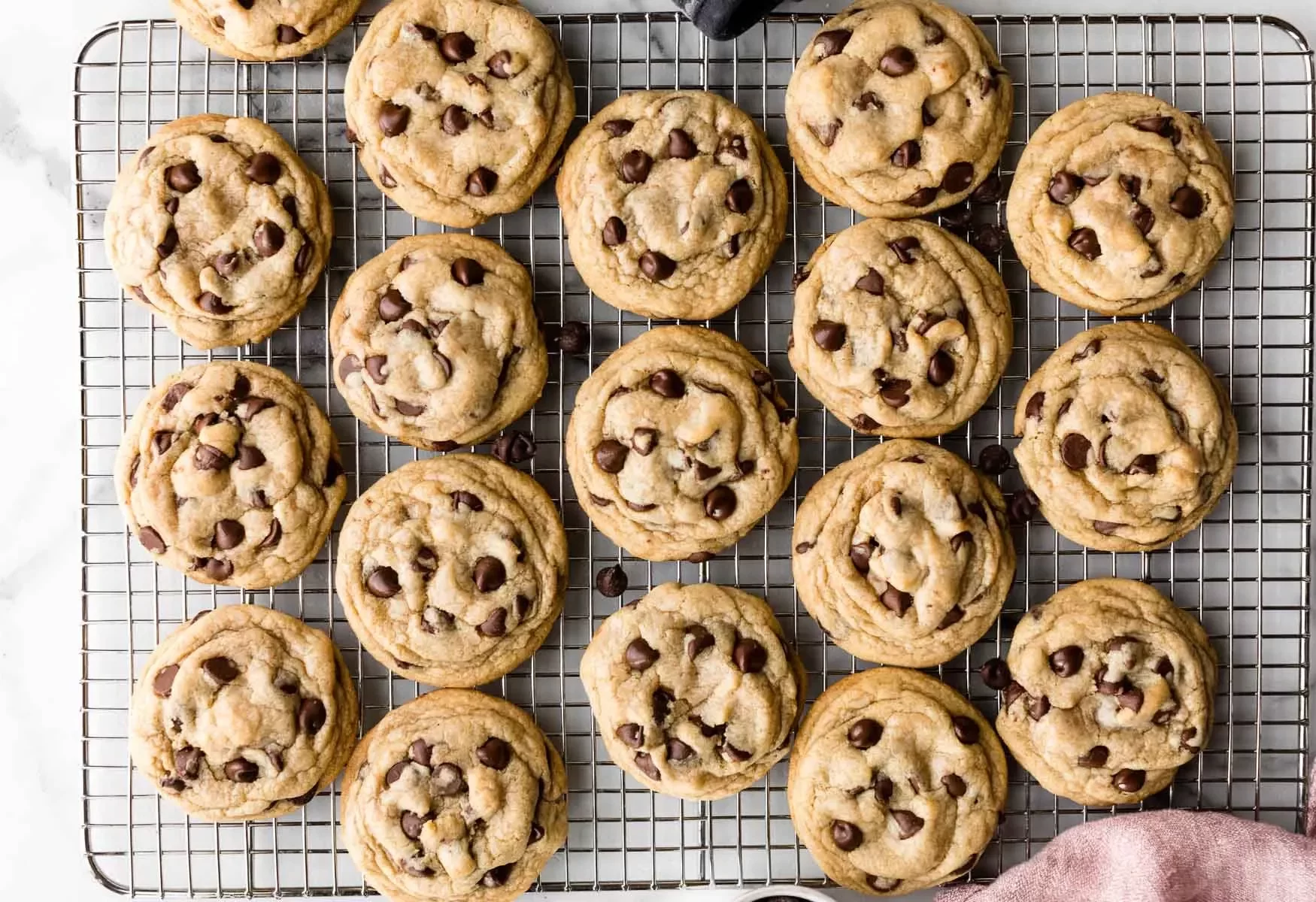 طرز تهیه کوکی شکلاتی + ویدیو