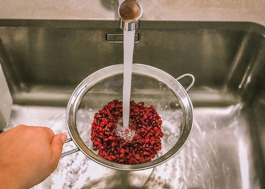 قیمت زرشک پلو با مرغ فارسی